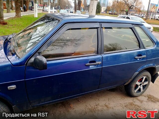 Синий ВАЗ 21099, объемом двигателя 1.5 л и пробегом 114 тыс. км за 2400 $, фото 1 на Automoto.ua