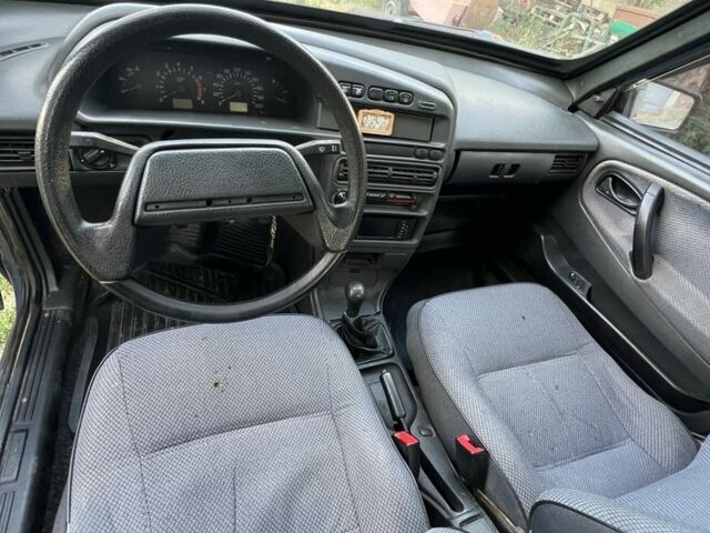 Синий ВАЗ 21099, объемом двигателя 1.6 л и пробегом 175 тыс. км за 950 $, фото 5 на Automoto.ua