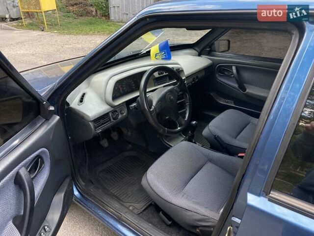 Синий ВАЗ 21099, объемом двигателя 1.6 л и пробегом 185 тыс. км за 2350 $, фото 7 на Automoto.ua