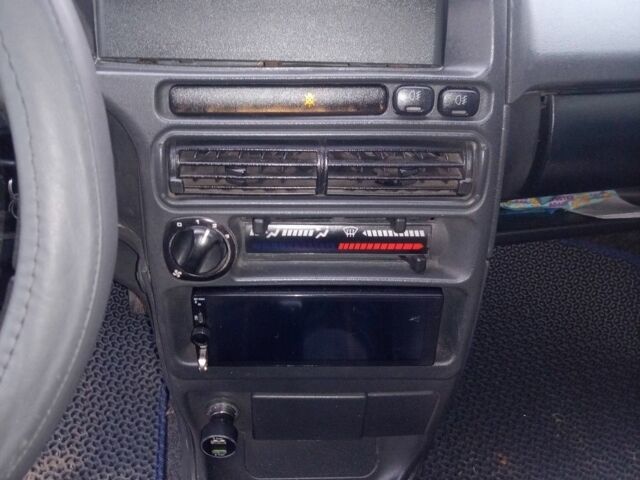 Синий ВАЗ 21099, объемом двигателя 1.6 л и пробегом 202 тыс. км за 2100 $, фото 6 на Automoto.ua