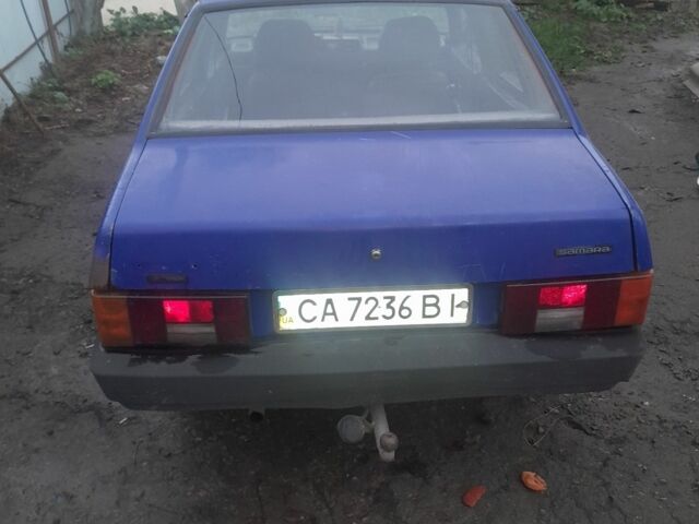 Синий ВАЗ 21099, объемом двигателя 1.5 л и пробегом 400 тыс. км за 594 $, фото 2 на Automoto.ua