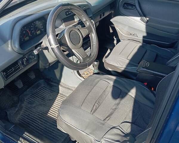 Синий ВАЗ 21099, объемом двигателя 1.6 л и пробегом 168 тыс. км за 2400 $, фото 3 на Automoto.ua