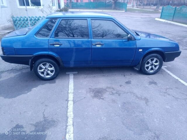 Синий ВАЗ 21099, объемом двигателя 1.6 л и пробегом 202 тыс. км за 2100 $, фото 1 на Automoto.ua