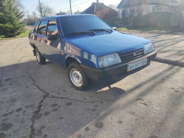 Синий ВАЗ 21099, объемом двигателя 1.6 л и пробегом 215 тыс. км за 1652 $, фото 1 на Automoto.ua