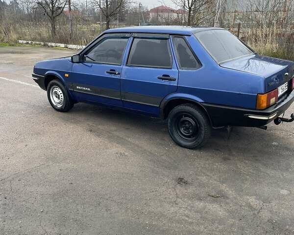 Синий ВАЗ 21099, объемом двигателя 1.6 л и пробегом 264 тыс. км за 1500 $, фото 3 на Automoto.ua