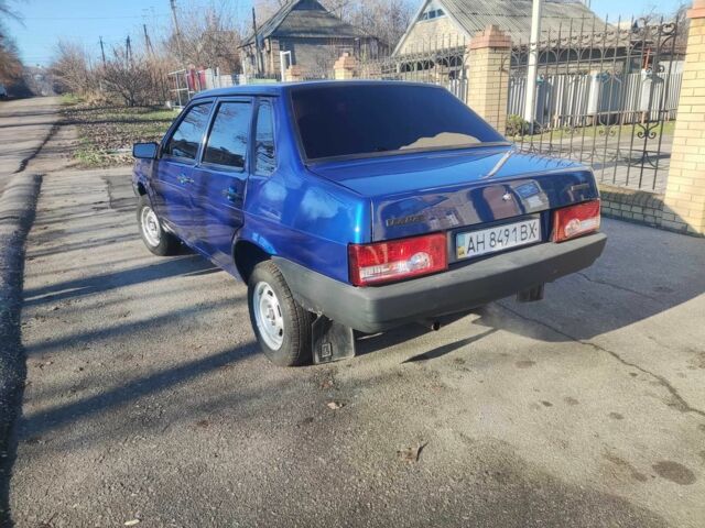 Синий ВАЗ 21099, объемом двигателя 1.6 л и пробегом 215 тыс. км за 1652 $, фото 5 на Automoto.ua
