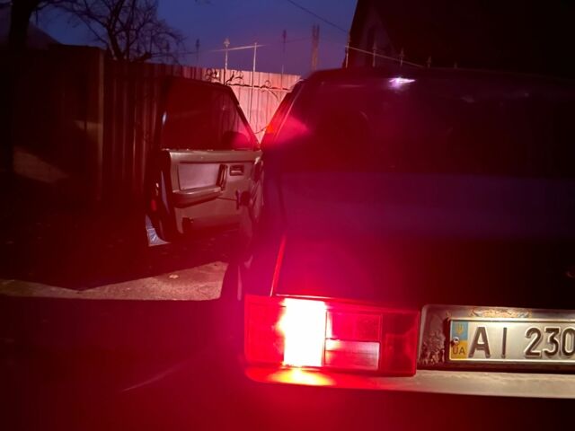 Синий ВАЗ 21099, объемом двигателя 1.6 л и пробегом 300 тыс. км за 969 $, фото 3 на Automoto.ua