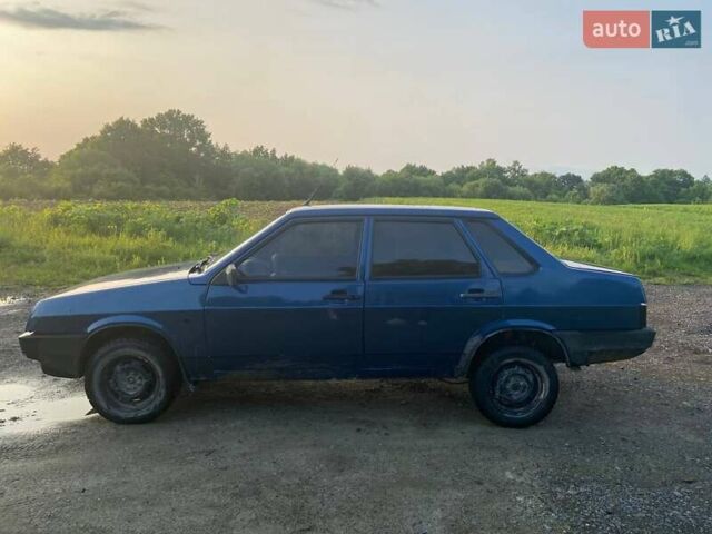 Синий ВАЗ 21099, объемом двигателя 1.6 л и пробегом 194 тыс. км за 1100 $, фото 2 на Automoto.ua