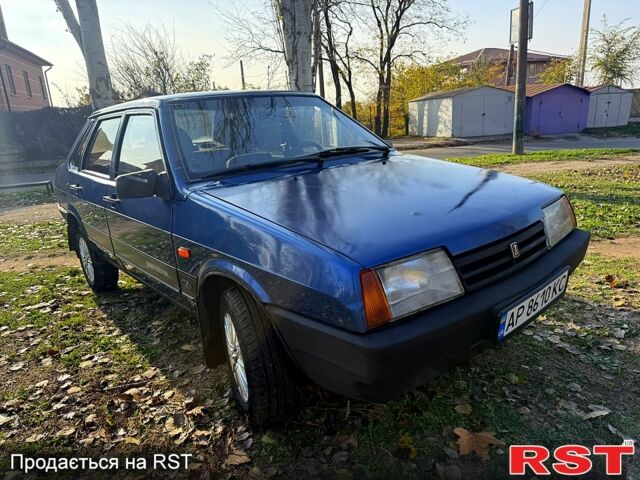 Синий ВАЗ 21099, объемом двигателя 1.6 л и пробегом 160 тыс. км за 1950 $, фото 4 на Automoto.ua