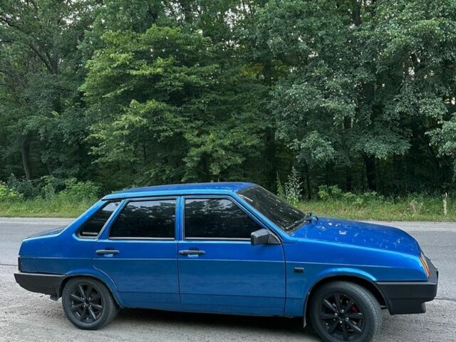 Синій ВАЗ 21099, об'ємом двигуна 1.6 л та пробігом 225 тис. км за 3000 $, фото 5 на Automoto.ua