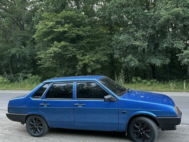 Синий ВАЗ 21099, объемом двигателя 1.6 л и пробегом 225 тыс. км за 3700 $, фото 3 на Automoto.ua