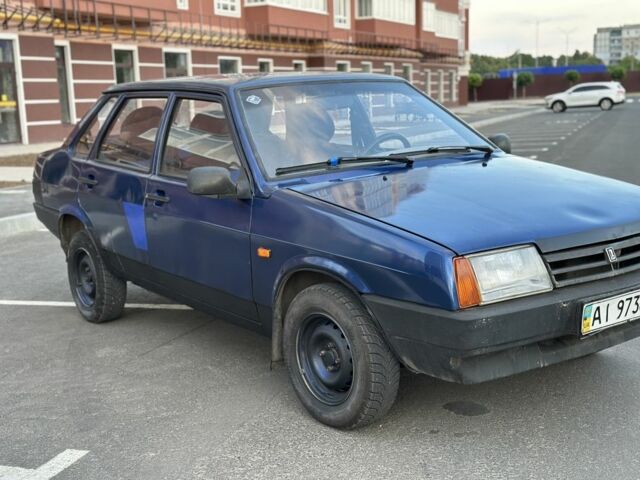 Синий ВАЗ 21099, объемом двигателя 1.6 л и пробегом 188 тыс. км за 1250 $, фото 5 на Automoto.ua