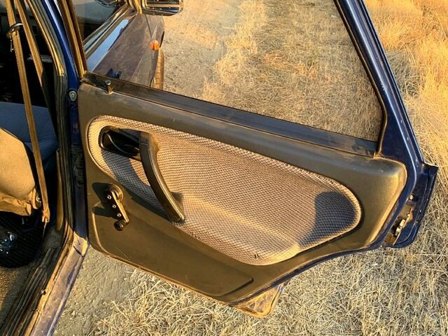 Синій ВАЗ 21099, об'ємом двигуна 1.6 л та пробігом 271 тис. км за 1800 $, фото 6 на Automoto.ua