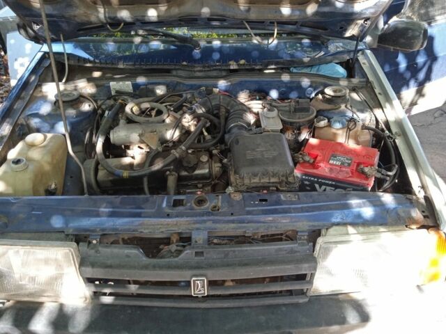 Синий ВАЗ 21099, объемом двигателя 1.5 л и пробегом 300 тыс. км за 1200 $, фото 4 на Automoto.ua