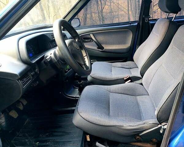 Синий ВАЗ 21099, объемом двигателя 1.6 л и пробегом 277 тыс. км за 1500 $, фото 19 на Automoto.ua