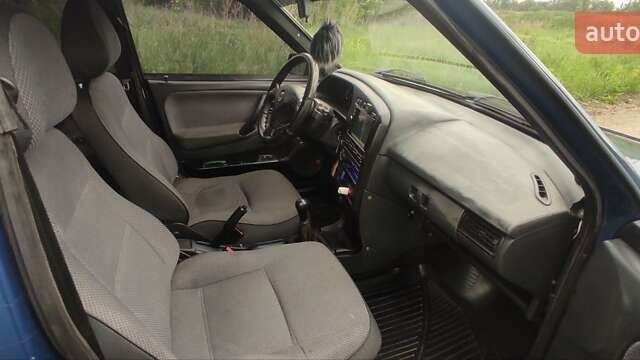 Синий ВАЗ 21099, объемом двигателя 1.6 л и пробегом 212 тыс. км за 1800 $, фото 13 на Automoto.ua