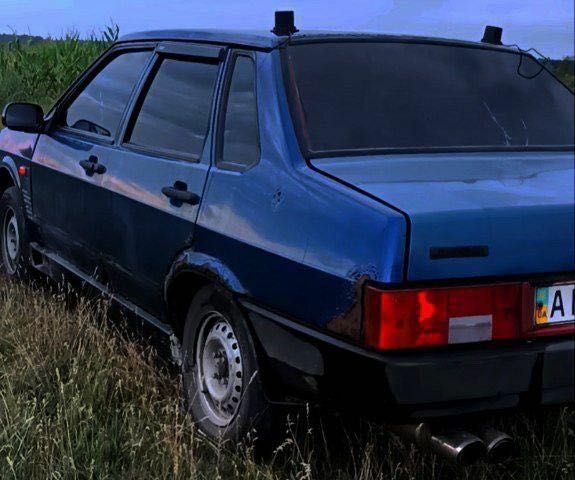 Синий ВАЗ 21099, объемом двигателя 1.6 л и пробегом 300 тыс. км за 969 $, фото 4 на Automoto.ua