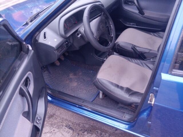 Синий ВАЗ 21099, объемом двигателя 1.6 л и пробегом 202 тыс. км за 2100 $, фото 5 на Automoto.ua