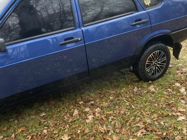 Синій ВАЗ 21099, об'ємом двигуна 1.6 л та пробігом 212 тис. км за 1100 $, фото 3 на Automoto.ua