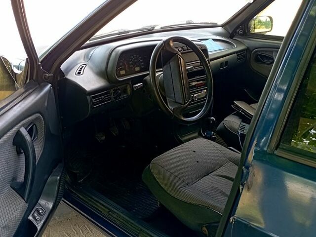 Синий ВАЗ 21099, объемом двигателя 1.6 л и пробегом 170 тыс. км за 1100 $, фото 2 на Automoto.ua