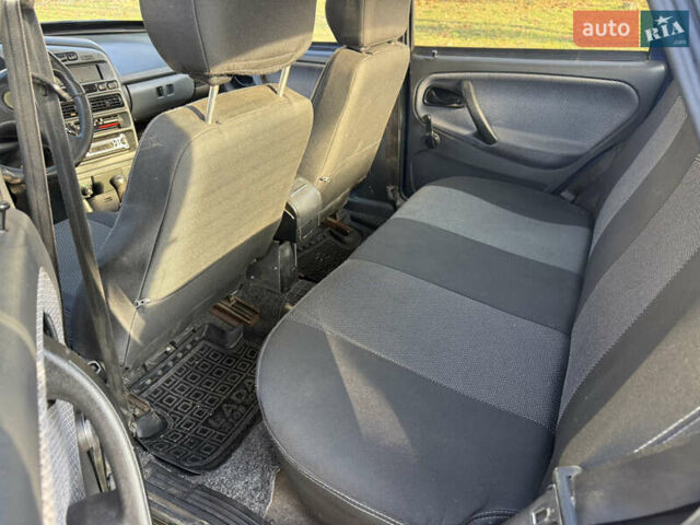 Синий ВАЗ 21099, объемом двигателя 1.6 л и пробегом 165 тыс. км за 1950 $, фото 10 на Automoto.ua