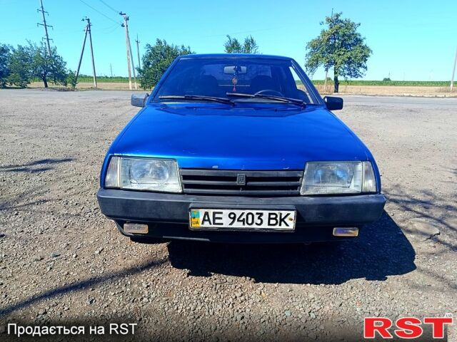 Синий ВАЗ 21099, объемом двигателя 1.6 л и пробегом 0 тыс. км за 1450 $, фото 2 на Automoto.ua
