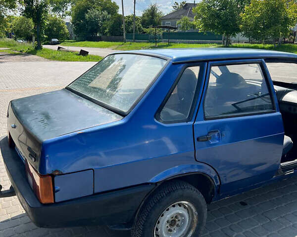 Синий ВАЗ 21099, объемом двигателя 1.6 л и пробегом 163 тыс. км за 1800 $, фото 4 на Automoto.ua