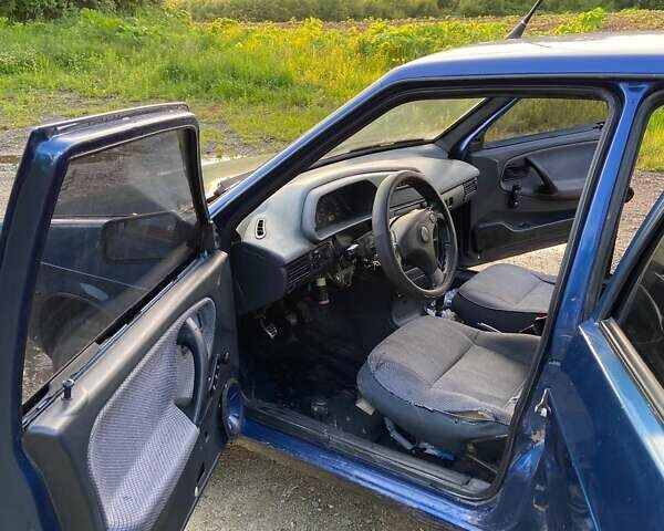 Синий ВАЗ 21099, объемом двигателя 1.6 л и пробегом 194 тыс. км за 1100 $, фото 7 на Automoto.ua