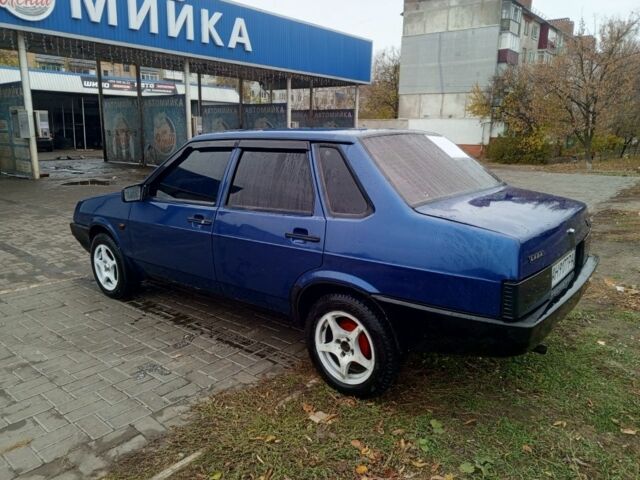 Синий ВАЗ 21099, объемом двигателя 1.5 л и пробегом 210 тыс. км за 100000 $, фото 2 на Automoto.ua