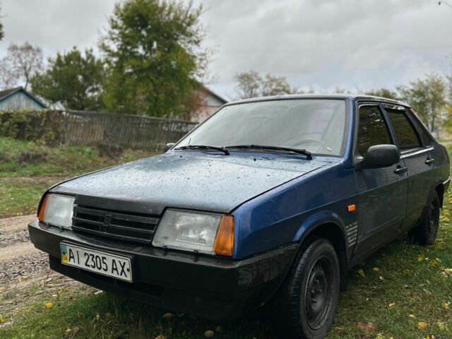 Синий ВАЗ 21099, объемом двигателя 1.6 л и пробегом 300 тыс. км за 969 $, фото 6 на Automoto.ua