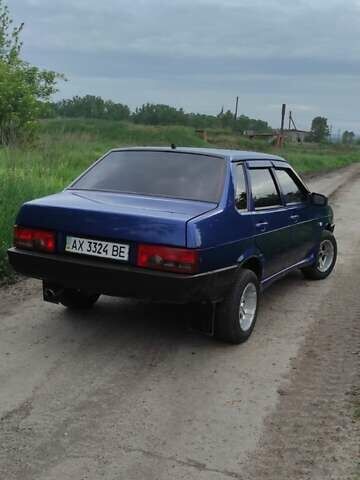 Синий ВАЗ 21099, объемом двигателя 1.6 л и пробегом 212 тыс. км за 1800 $, фото 5 на Automoto.ua