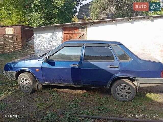 Синій ВАЗ 21099, об'ємом двигуна 1.6 л та пробігом 200 тис. км за 2100 $, фото 1 на Automoto.ua