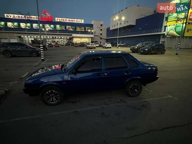 Синий ВАЗ 21099, объемом двигателя 1.6 л и пробегом 403 тыс. км за 2000 $, фото 4 на Automoto.ua