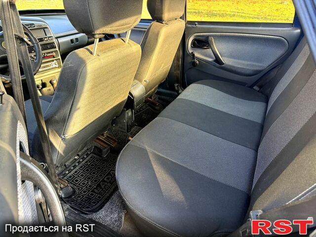 Синий ВАЗ 21099, объемом двигателя 1.6 л и пробегом 160 тыс. км за 1950 $, фото 3 на Automoto.ua