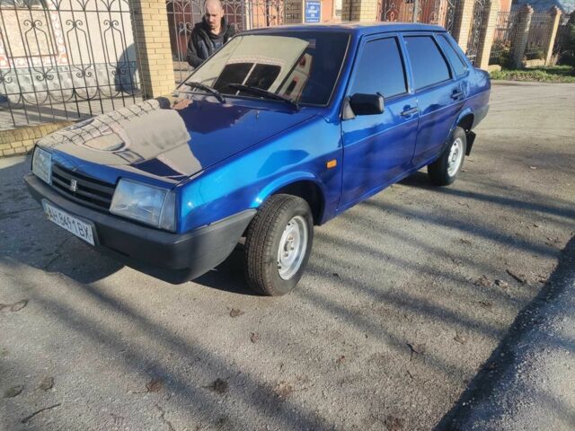 Синий ВАЗ 21099, объемом двигателя 1.6 л и пробегом 215 тыс. км за 1652 $, фото 6 на Automoto.ua