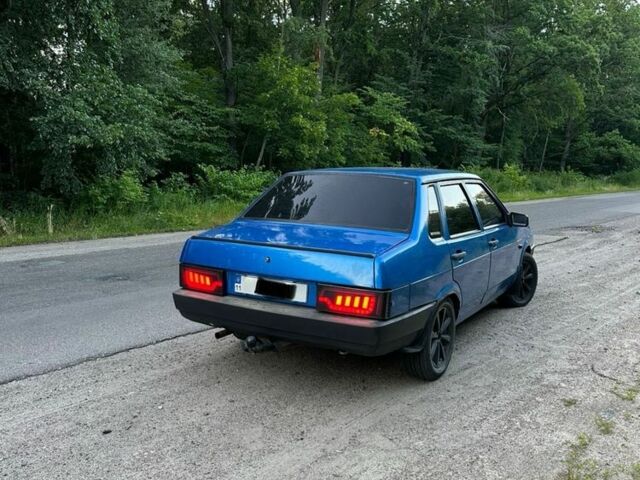 Синій ВАЗ 21099, об'ємом двигуна 1.6 л та пробігом 225 тис. км за 3000 $, фото 2 на Automoto.ua