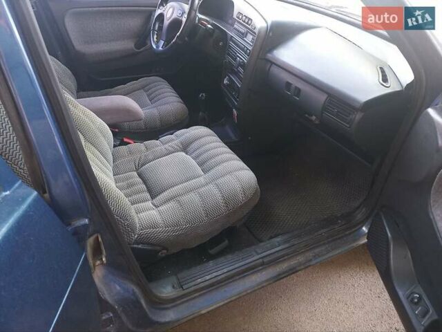 Синий ВАЗ 21099, объемом двигателя 1.6 л и пробегом 239 тыс. км за 1300 $, фото 6 на Automoto.ua