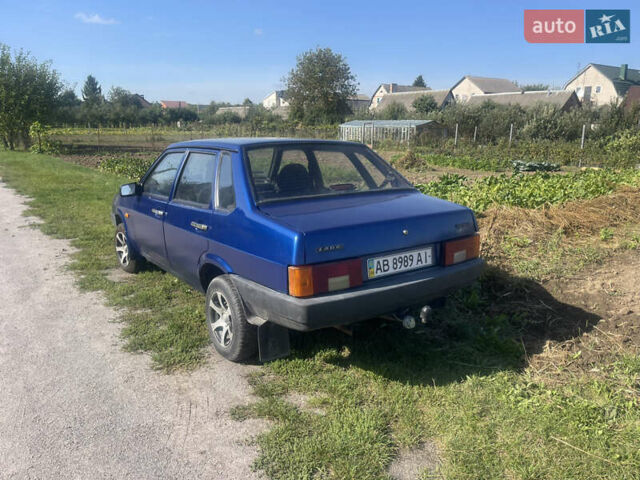 Синий ВАЗ 21099, объемом двигателя 1.6 л и пробегом 110 тыс. км за 1500 $, фото 3 на Automoto.ua