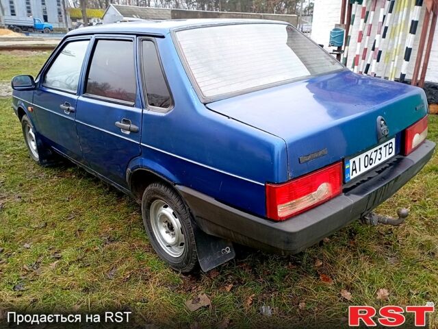 Синий ВАЗ 21099, объемом двигателя 1.6 л и пробегом 65 тыс. км за 888 $, фото 1 на Automoto.ua