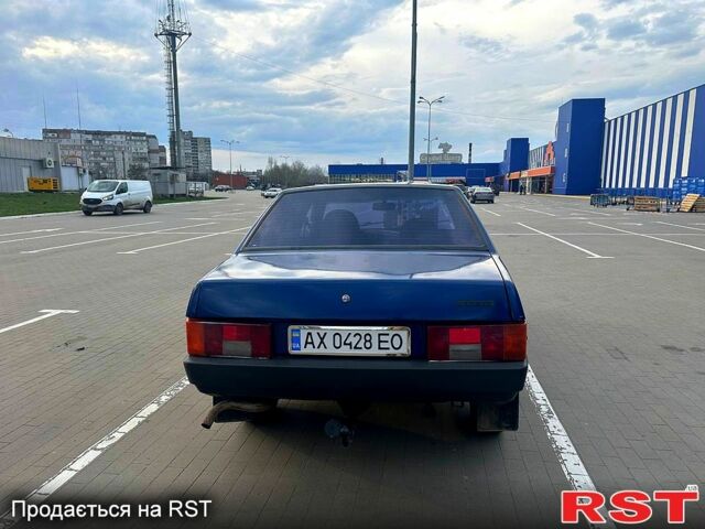 Синий ВАЗ 21099, объемом двигателя 1.6 л и пробегом 350 тыс. км за 1950 $, фото 9 на Automoto.ua