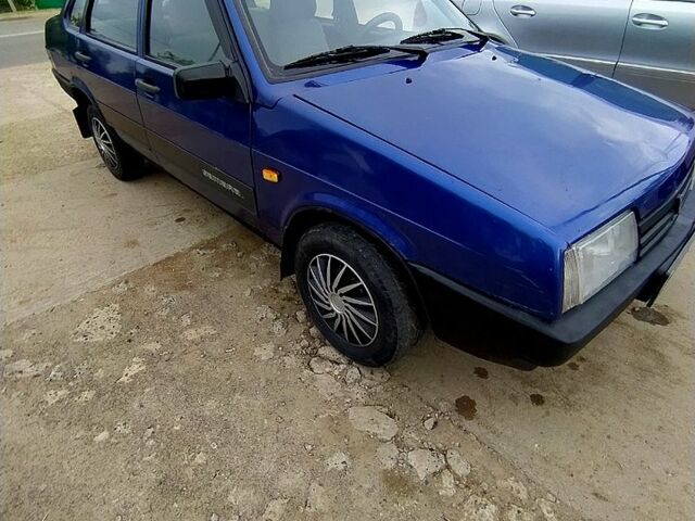 Синий ВАЗ 21099, объемом двигателя 1.6 л и пробегом 154 тыс. км за 1500 $, фото 3 на Automoto.ua