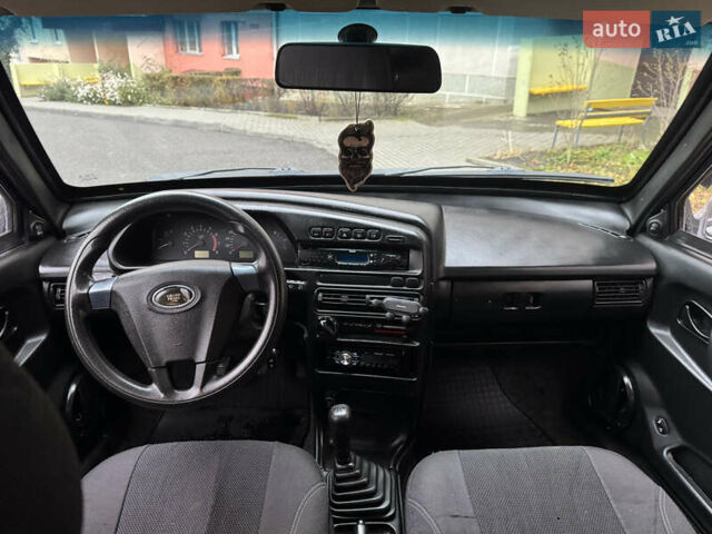 Синій ВАЗ 21099, об'ємом двигуна 1.6 л та пробігом 289 тис. км за 2300 $, фото 36 на Automoto.ua