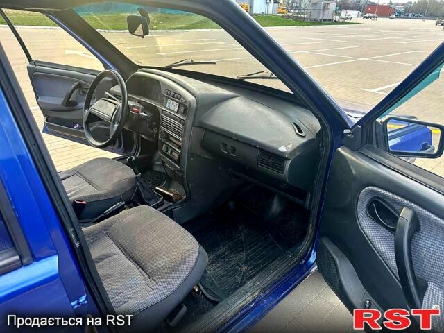 Синий ВАЗ 21099, объемом двигателя 1.6 л и пробегом 350 тыс. км за 1950 $, фото 4 на Automoto.ua