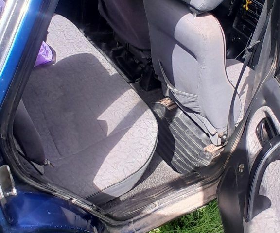 Синій ВАЗ 21099, об'ємом двигуна 0 л та пробігом 218 тис. км за 1082 $, фото 2 на Automoto.ua