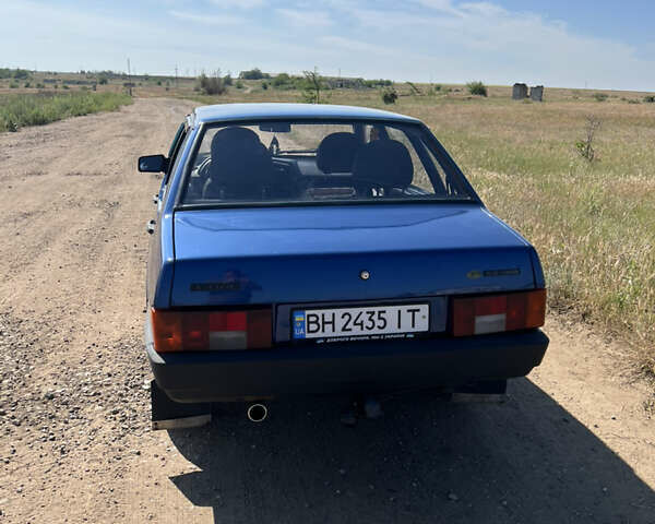 Синий ВАЗ 21099, объемом двигателя 1.6 л и пробегом 266 тыс. км за 2800 $, фото 6 на Automoto.ua