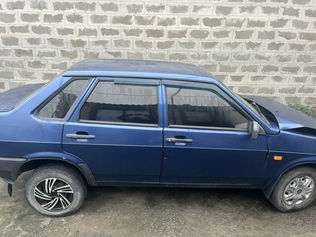 Синій ВАЗ 21099, об'ємом двигуна 1.6 л та пробігом 210 тис. км за 500 $, фото 2 на Automoto.ua