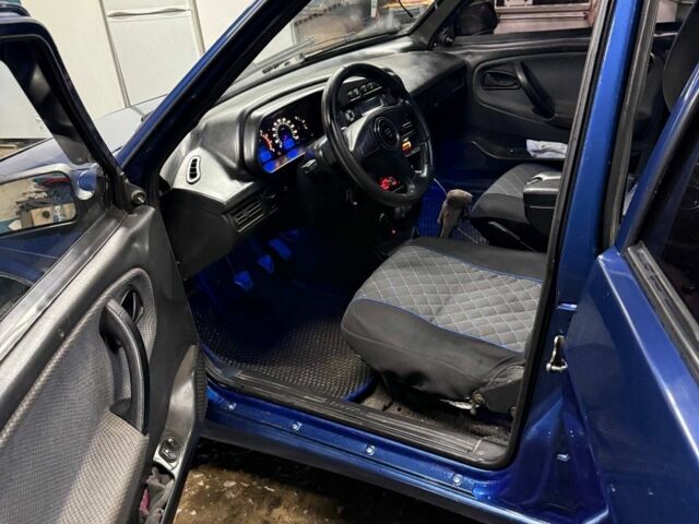 Синий ВАЗ 21099, объемом двигателя 1.6 л и пробегом 1 тыс. км за 2100 $, фото 6 на Automoto.ua