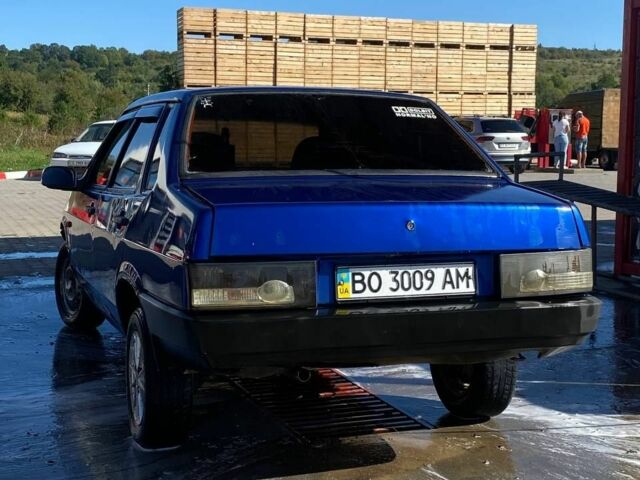 Синий ВАЗ 21099, объемом двигателя 0 л и пробегом 500 тыс. км за 600 $, фото 2 на Automoto.ua