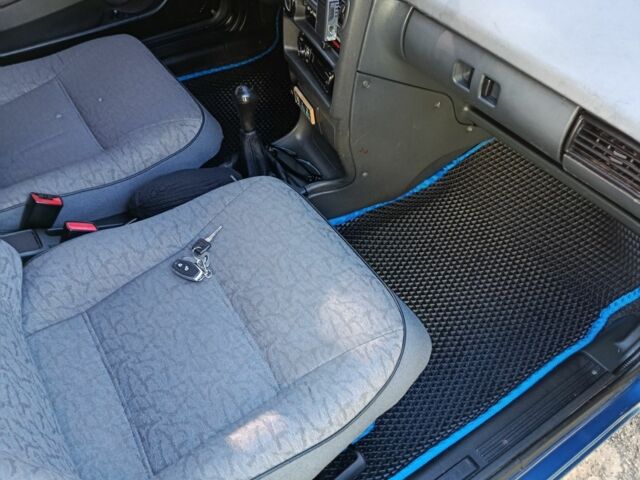 Синій ВАЗ 21099, об'ємом двигуна 1 л та пробігом 95 тис. км за 2750 $, фото 5 на Automoto.ua