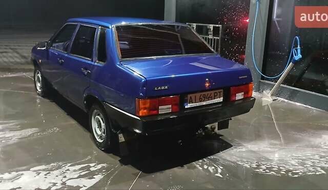 Синий ВАЗ 21099, объемом двигателя 1.6 л и пробегом 60 тыс. км за 2700 $, фото 2 на Automoto.ua